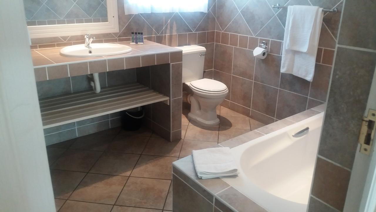 Lavender Lodge Vryburg Eksteriør billede